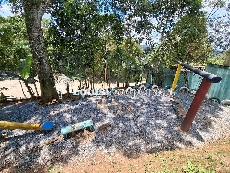 Chácara de temporada com piscina e Lazer LT0080
