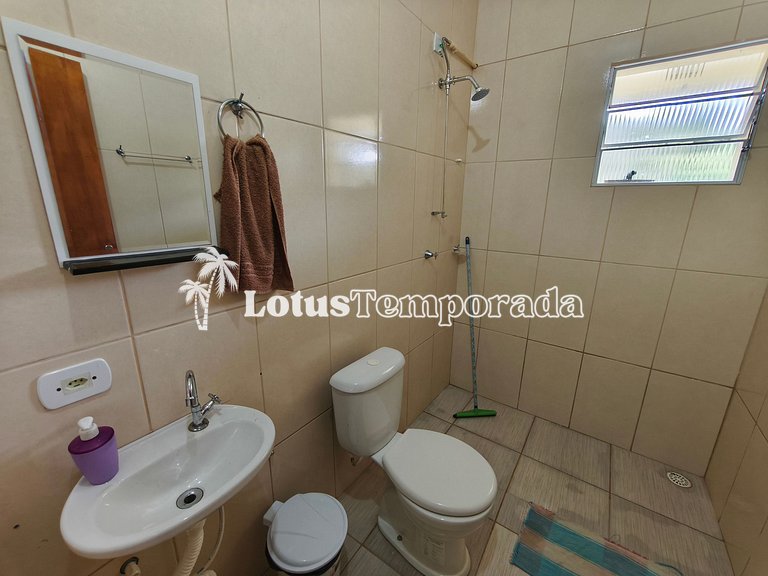 Sítio com 087 dormitórios, piscina e salão de jogos LT0042