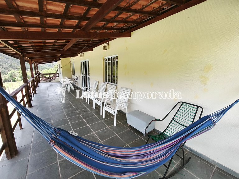 Sítio com 07 dormitórios, piscina e salão de jogos LT0042