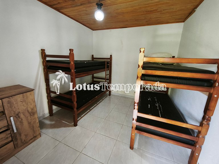 Sítio com 07 dormitórios, piscina e salão de jogos LT0042