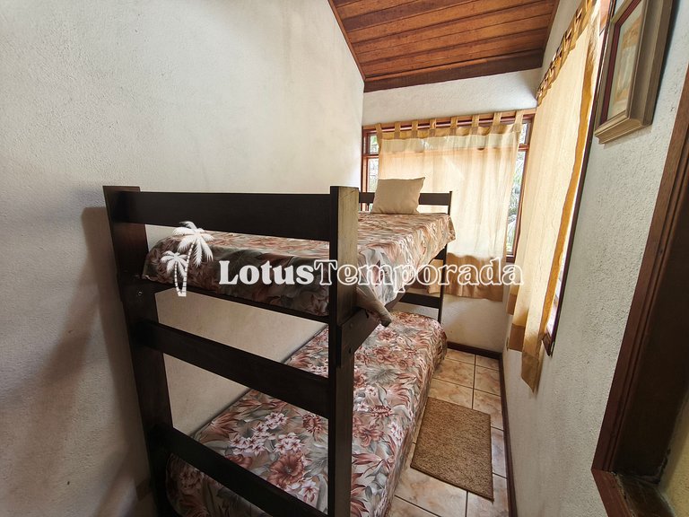 Chácara em Condomínio com Vista para Lago LT0065