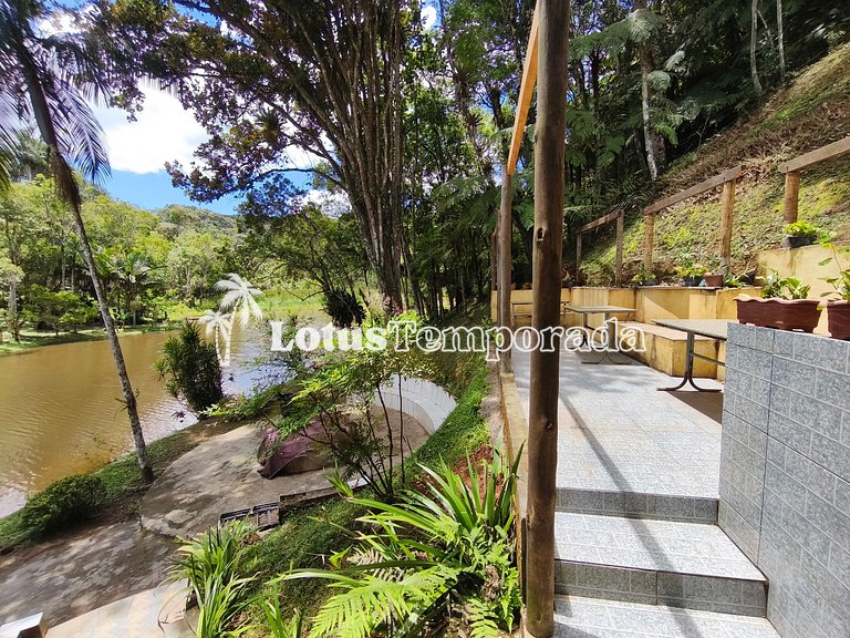 Chácara em Condomínio com Vista para Lago LT0065