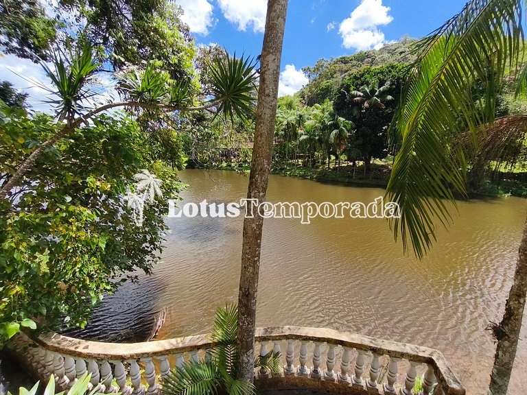 Chácara em Condomínio com Vista para Lago LT0065