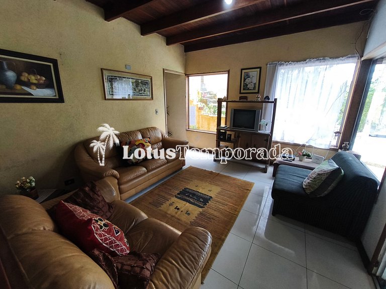 Chácara em Condomínio com Vista para Lago LT0065