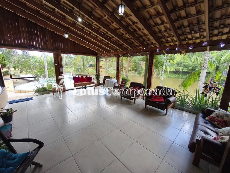 Chácara em Condomínio com Vista para Lago LT0065