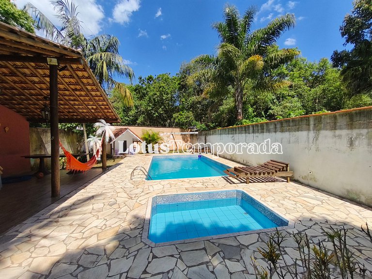 Sítio aconchegante com piscina em Juquitiba LT0019