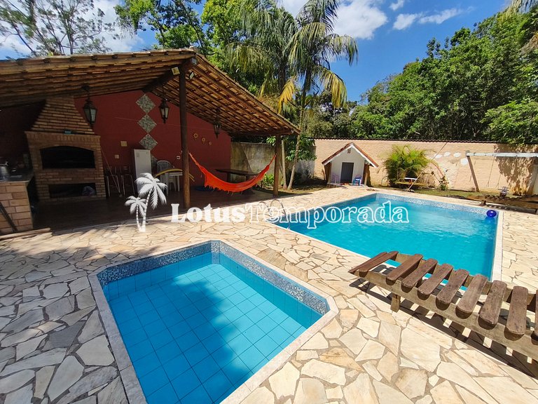 Sítio aconchegante com piscina em Juquitiba LT0019