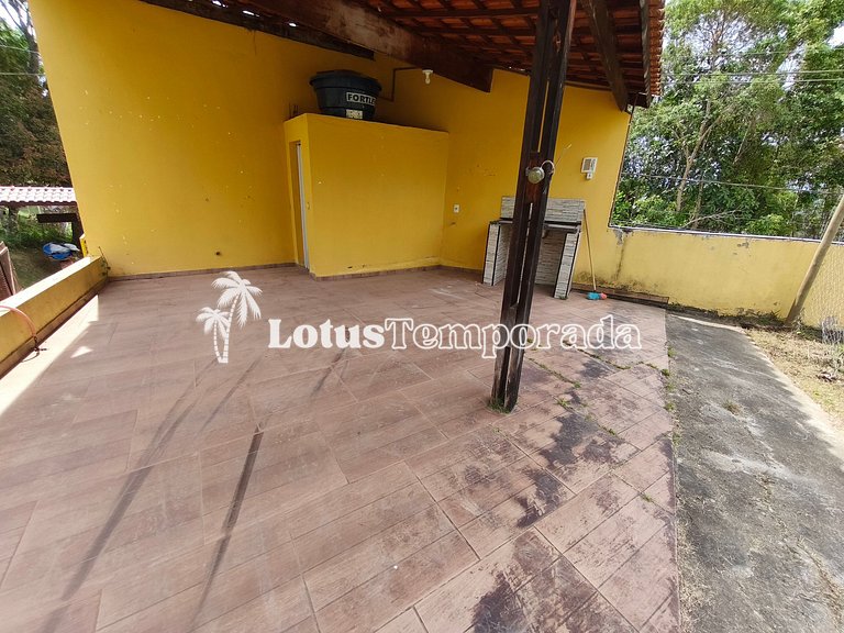 Chácara com 4 dormitórios e lazer completo LT0081