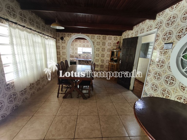 Sítio com piscina para eventos corporativos e retiros LT0010