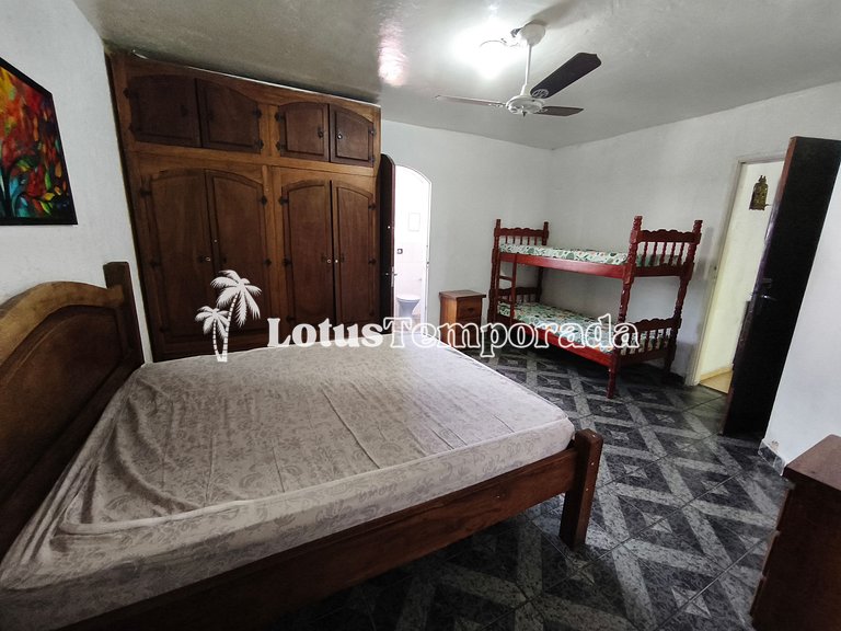 Sítio com piscina para eventos corporativos e retiros LT0010