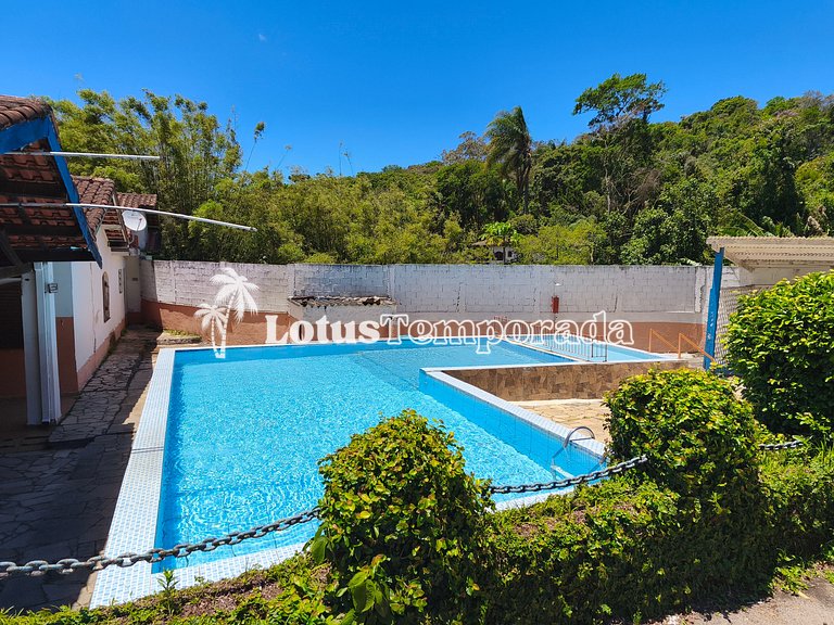 Sítio com piscina para eventos corporativos e retiros LT0010