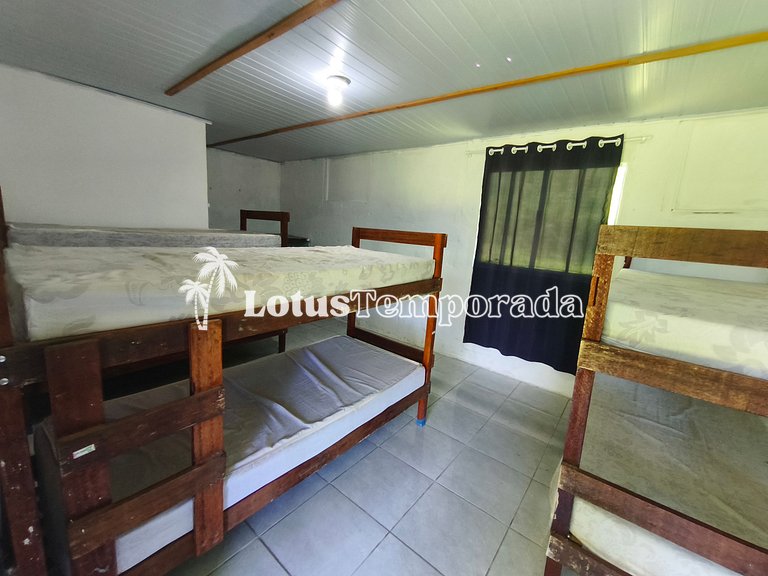 Sítio com piscina para eventos corporativos e retiros LT0010