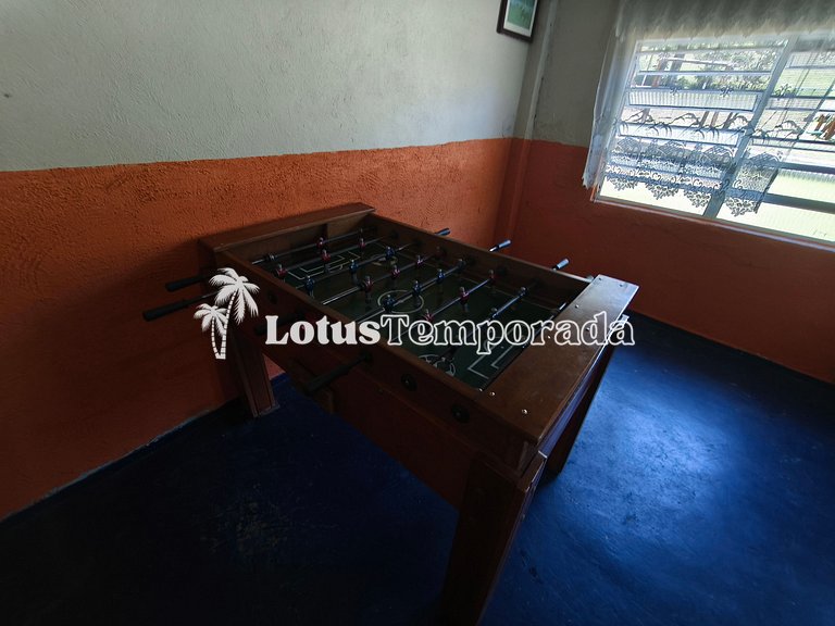 Sítio com piscina para eventos corporativos e retiros LT0010