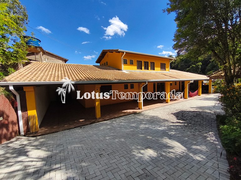 Chácara Avarandada com Lazer e Rio LT0040