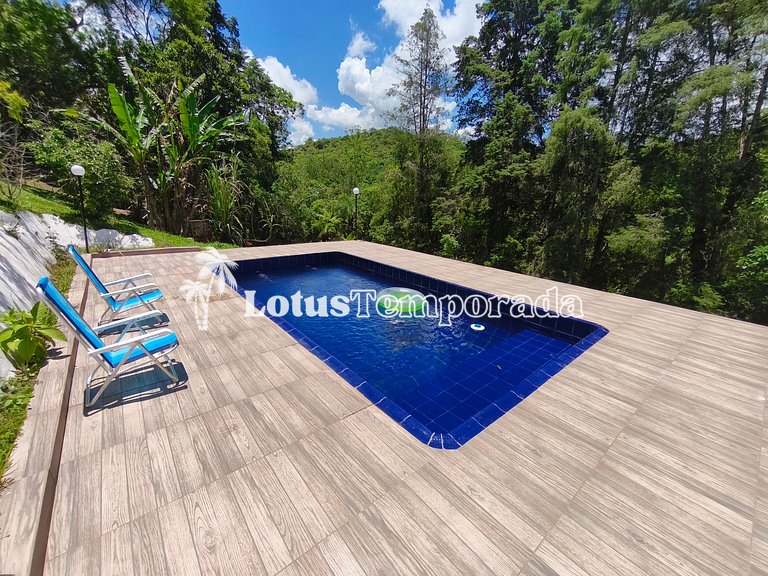 Chácara aconchegante com piscina e lareira LT0084