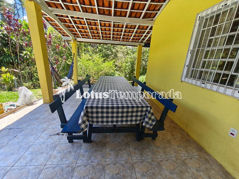 Chácara aconchegante com piscina e lareira LT0084