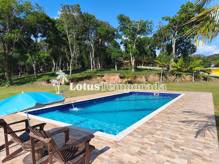 Chácara completa com lazer e fácil acesso LT0074