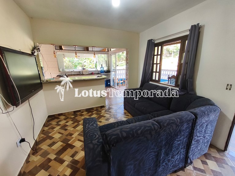 Chácara completa com lazer e fácil acesso LT0074