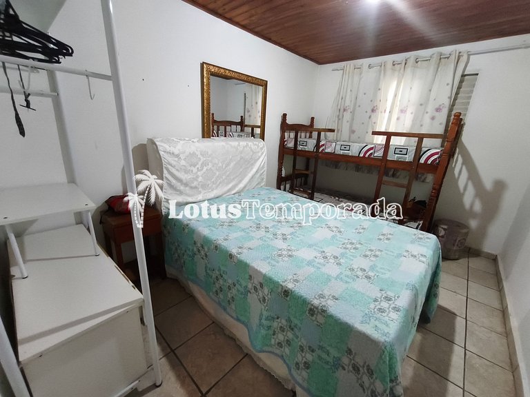 Sítio com piscina e salão de jogos LT0031