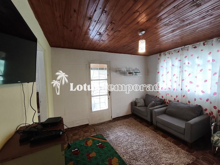 Sítio com piscina e salão de jogos LT0031