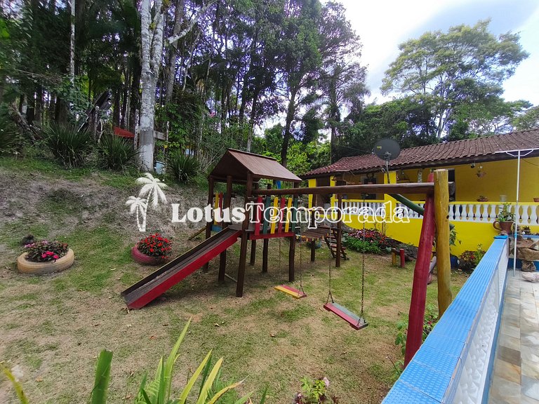 Sítio com piscina e salão de jogos LT0031