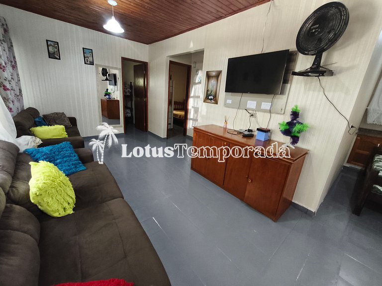 Sítio com piscina e salão de jogos LT0031