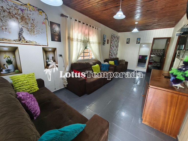 Sítio com piscina e salão de jogos LT0031