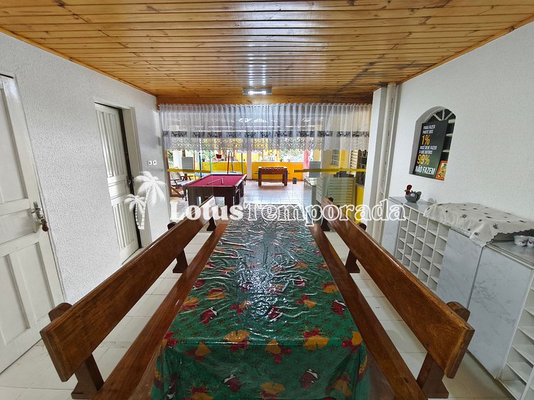 Sítio com piscina e salão de jogos LT0031
