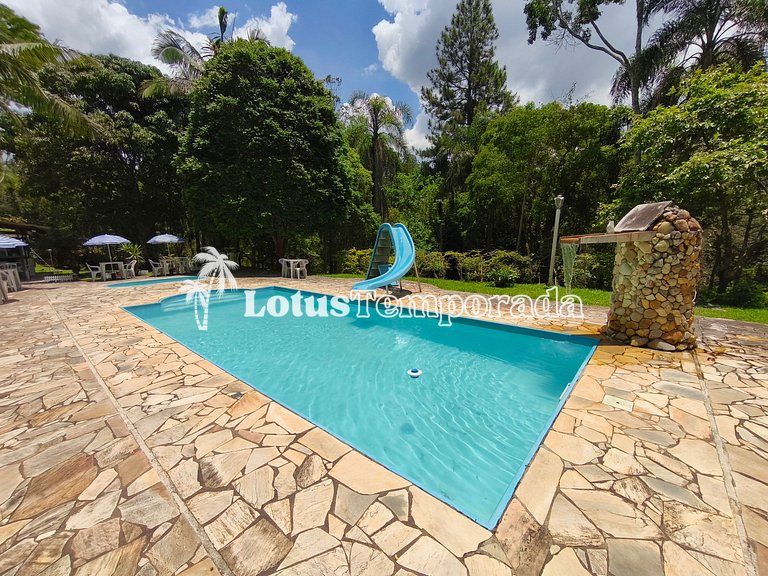 Sítio ideal para eventos com salão e lazer completo LT0083