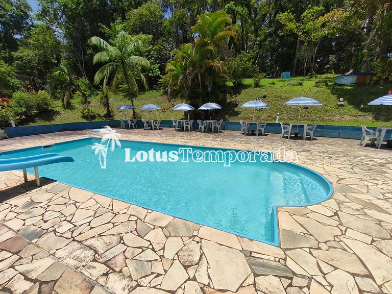 Sítio ideal para eventos com salão e lazer completo LT0083