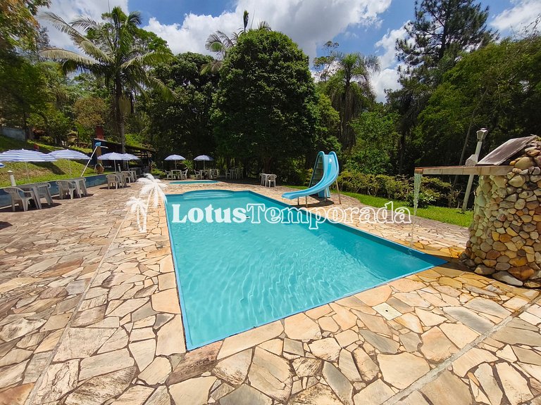 Sítio ideal para eventos com salão e lazer completo LT0083