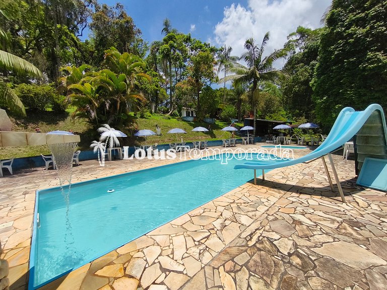 Sítio ideal para eventos com salão e lazer completo LT0083