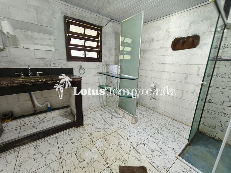 Sítio ideal para eventos com salão e lazer completo LT0083