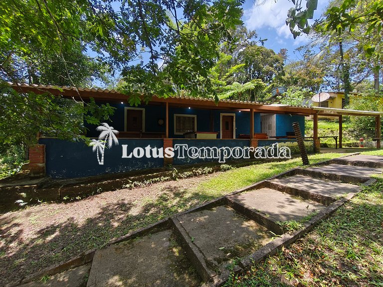 Sítio ideal para eventos com salão e lazer completo LT0083