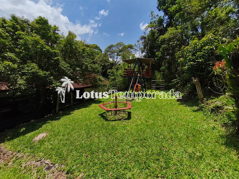 Sítio ideal para eventos com salão e lazer completo LT0083