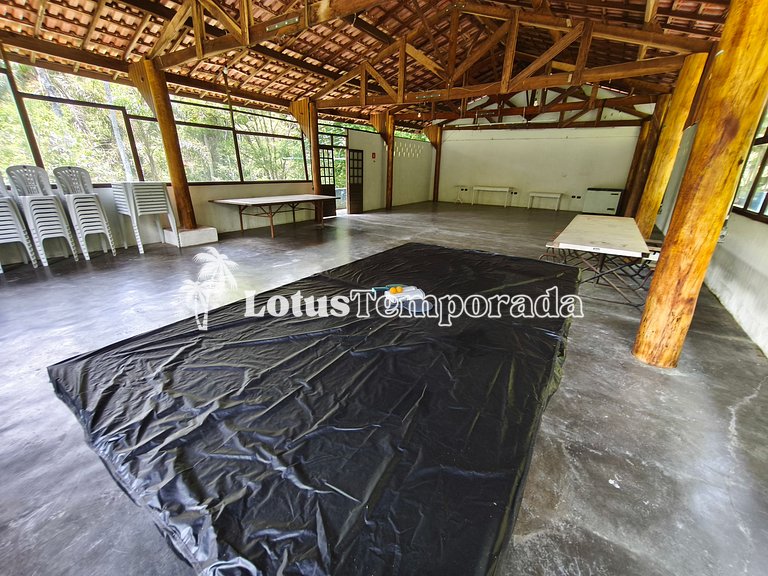 Sítio ideal para eventos com salão e lazer completo LT0083