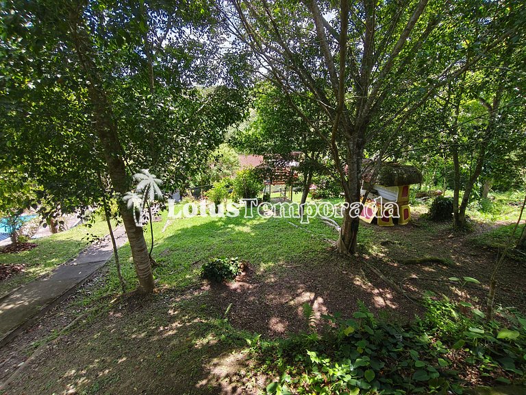 Sítio ideal para eventos com salão e lazer completo LT0083