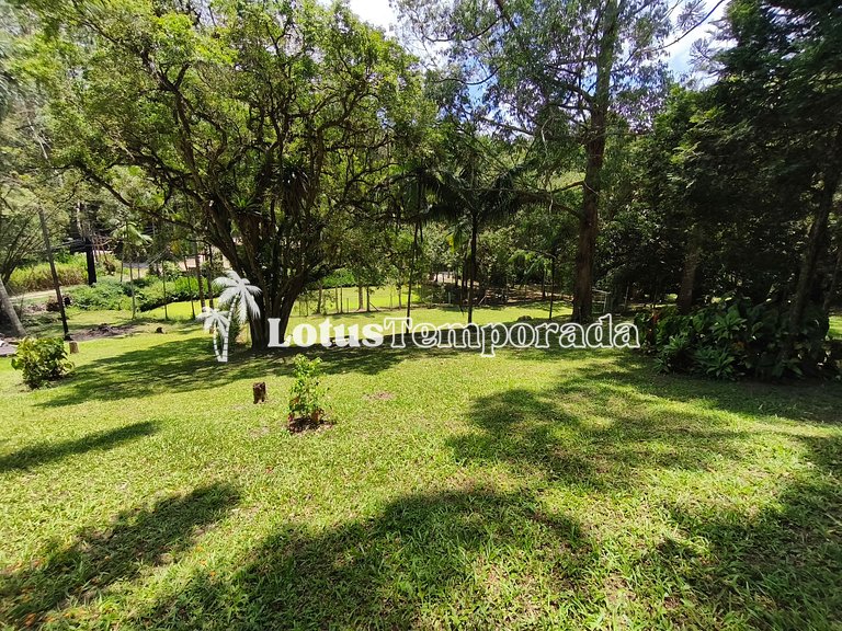 Sítio ideal para eventos com salão e lazer completo LT0083