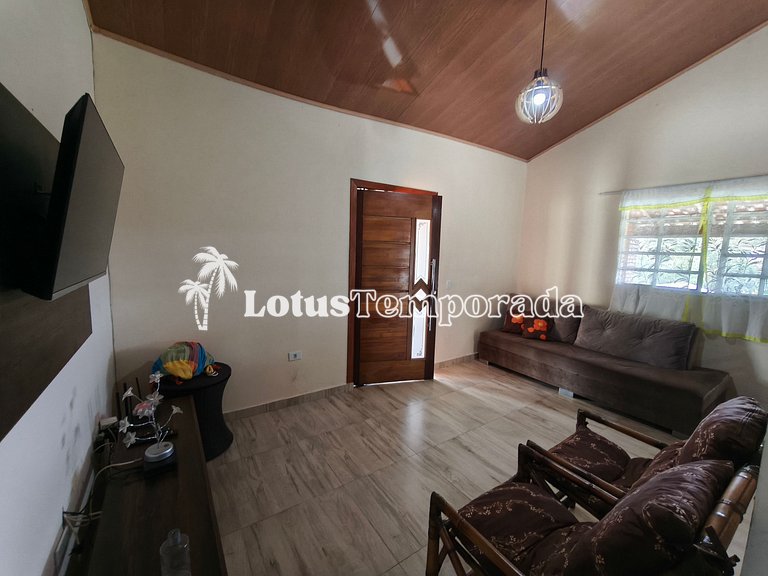 Chácara com piscina, conforto e lazer LT0085