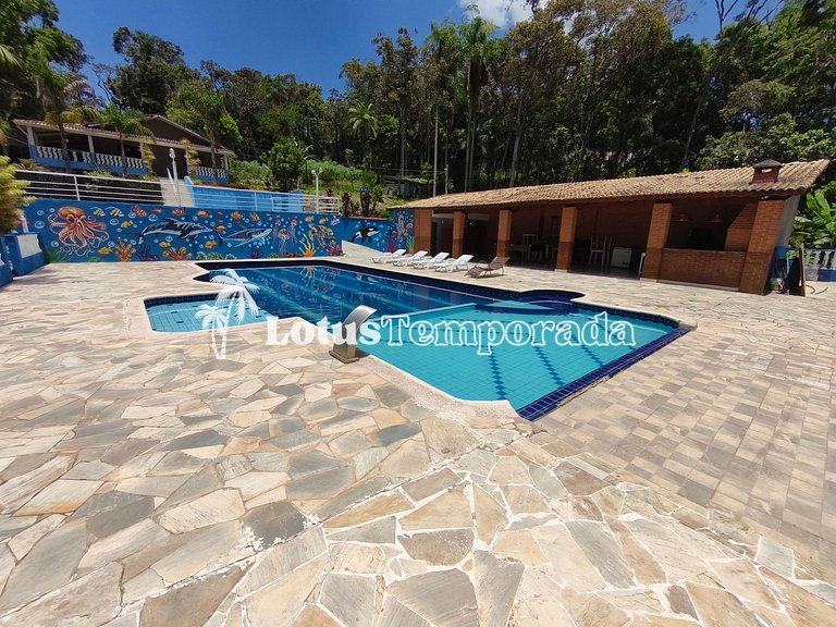 Sítio com piscina ampla, lago e área para eventos LT0027