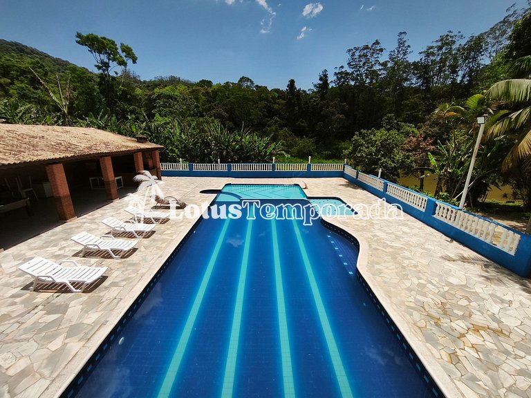 Sítio com piscina ampla, lago e área para eventos LT0027