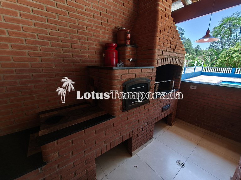 Sítio com piscina ampla, lago e área para eventos LT0027