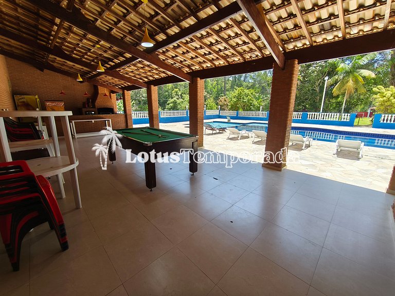 Sítio com piscina ampla, lago e área para eventos LT0027