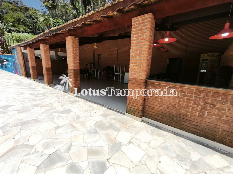 Sítio com piscina ampla, lago e área para eventos LT0027