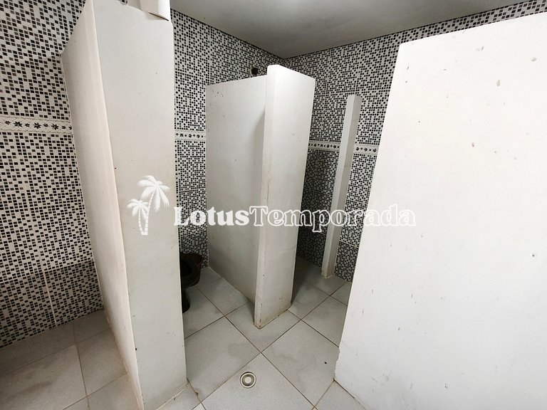 Sítio com piscina 16m, 4 dorms, lago e campo LT0027