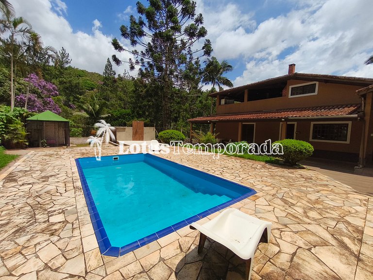 Sítio familiar com conforto, pesca e eventos LT0086