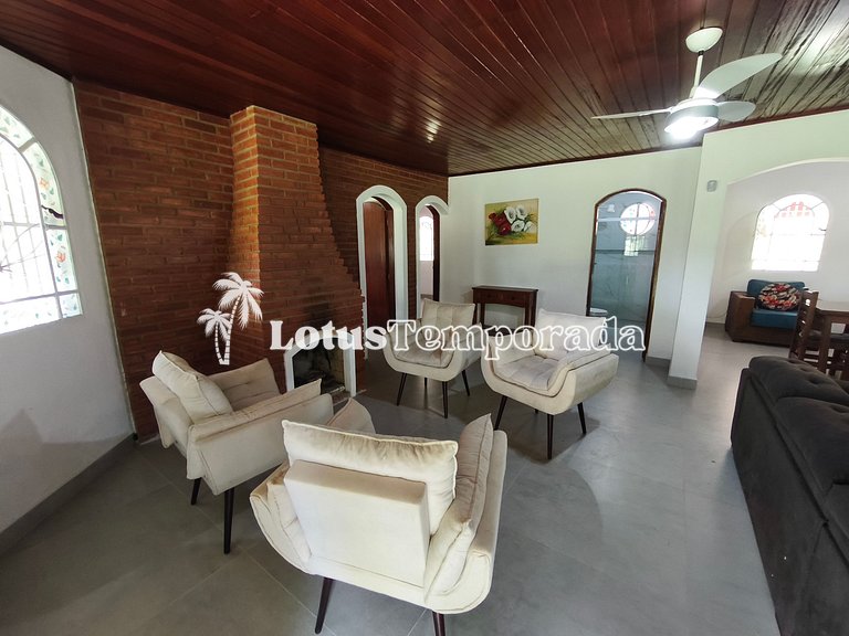 Sítio com piscina, ofurô e pesca esportiva LT0089