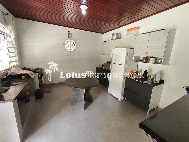 Sítio com piscina, ofurô e pesca esportiva LT0089