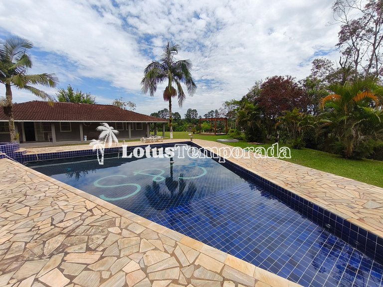 Sítio com piscina, ofurô e pesca esportiva LT0089