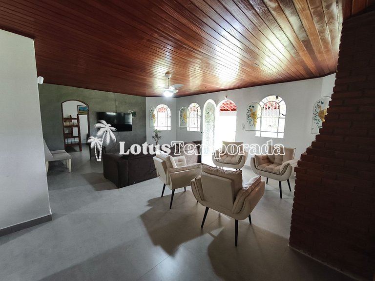 Sítio com piscina, ofurô e pesca esportiva LT0089